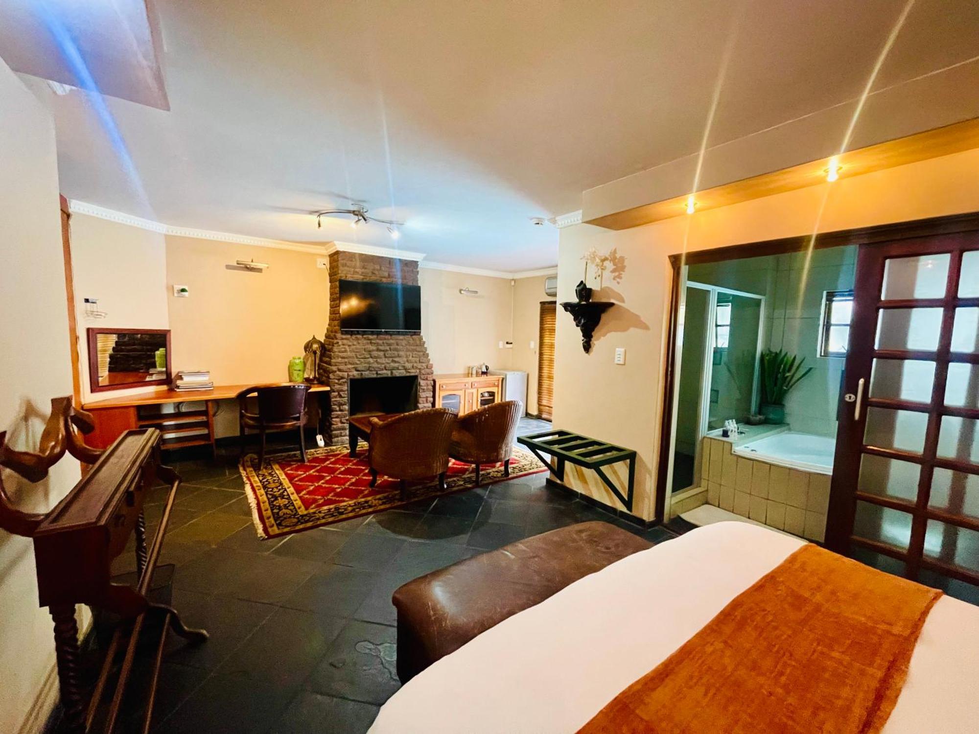 Pretoria Mansion Boutique Hotel Coral Tree Ngoại thất bức ảnh